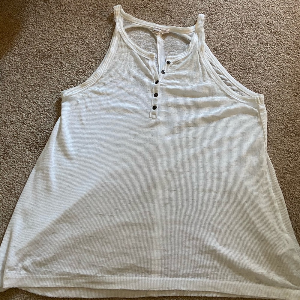 White tank